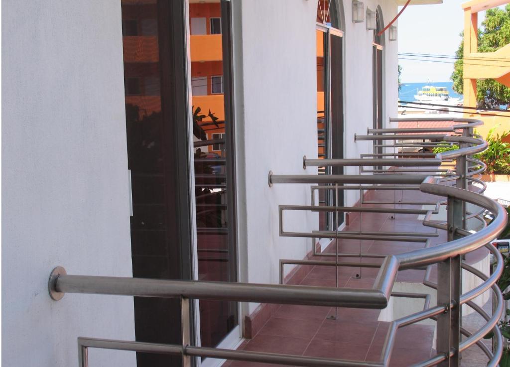 Hotel y Suites Bugambilias Rincón de Guayabitos Exterior foto